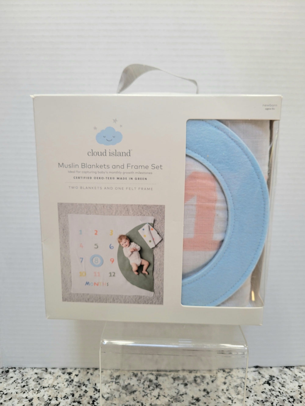 cloud island Baby Muslin Blankets and Frame Set - Light Blue Milestones